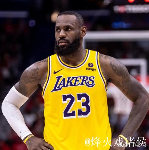 詹姆斯29分无力回天,浓眉仅得8分低迷,热火41分屠湖人创纪录 詹姆斯29分无力回天,浓眉仅得8分低迷,热火41分屠湖人创纪录
