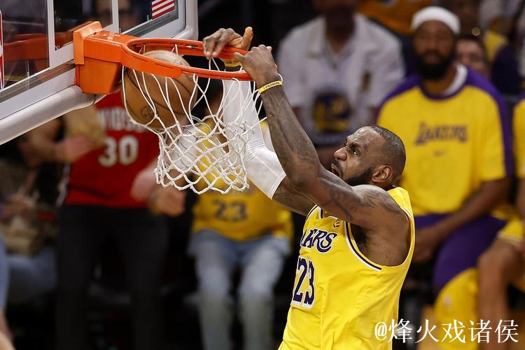 詹姆斯29分无力回天,浓眉仅得8分低迷,热火41分屠湖人创纪录 詹姆斯29分无力回天,浓眉仅得8分低迷,热火41分屠湖人创纪录